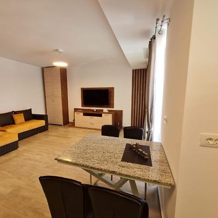 Matteo 2 Apartments Marina Surf Residence, Mamaia Nord - Navodari,1 Vedere Frontala,2 Cu Vedere Laterala La Mare Zewnętrze zdjęcie
