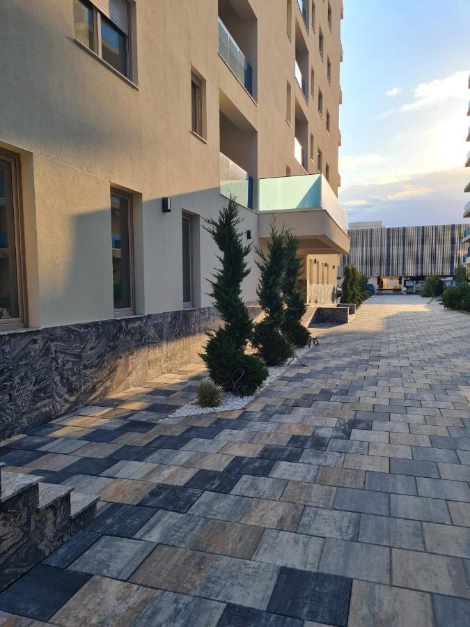 Matteo 2 Apartments Marina Surf Residence, Mamaia Nord - Navodari,1 Vedere Frontala,2 Cu Vedere Laterala La Mare Zewnętrze zdjęcie