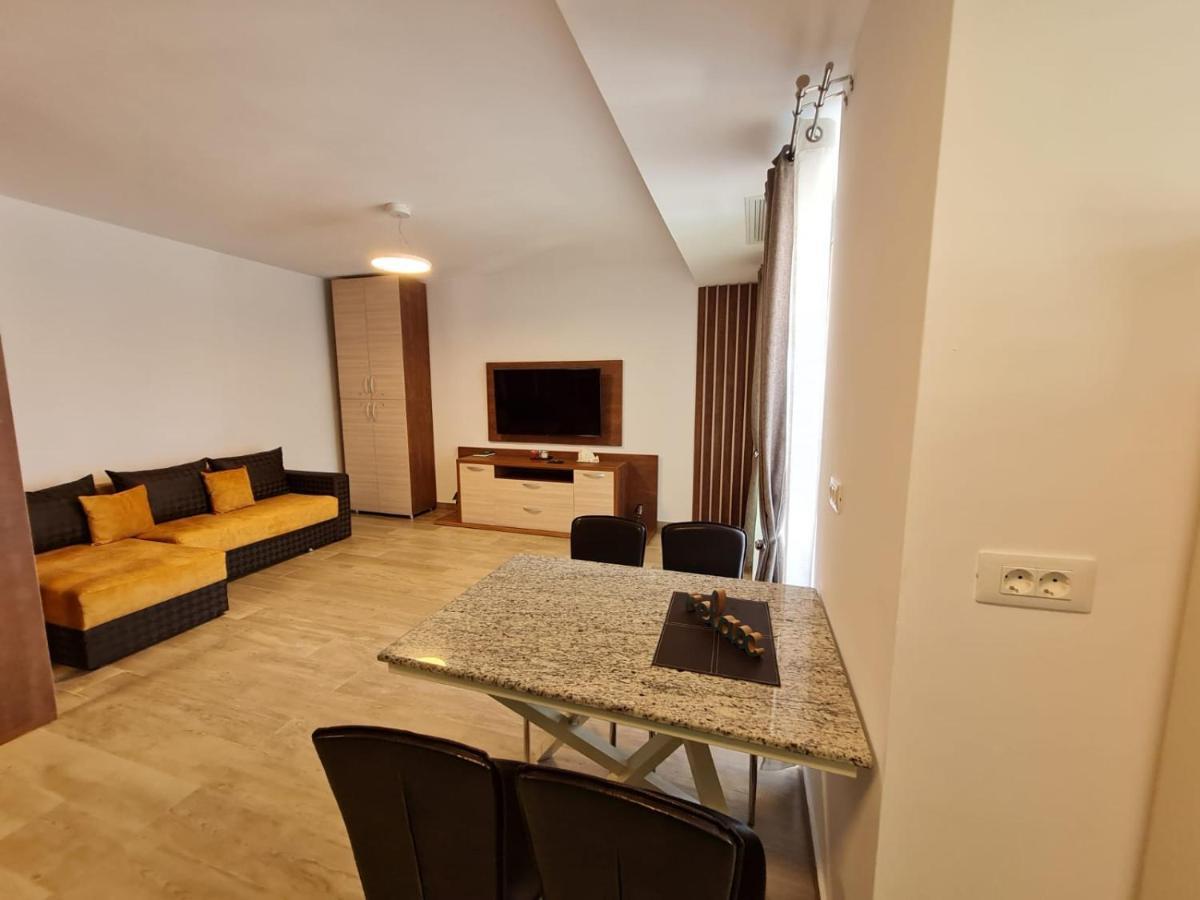 Matteo 2 Apartments Marina Surf Residence, Mamaia Nord - Navodari,1 Vedere Frontala,2 Cu Vedere Laterala La Mare Zewnętrze zdjęcie